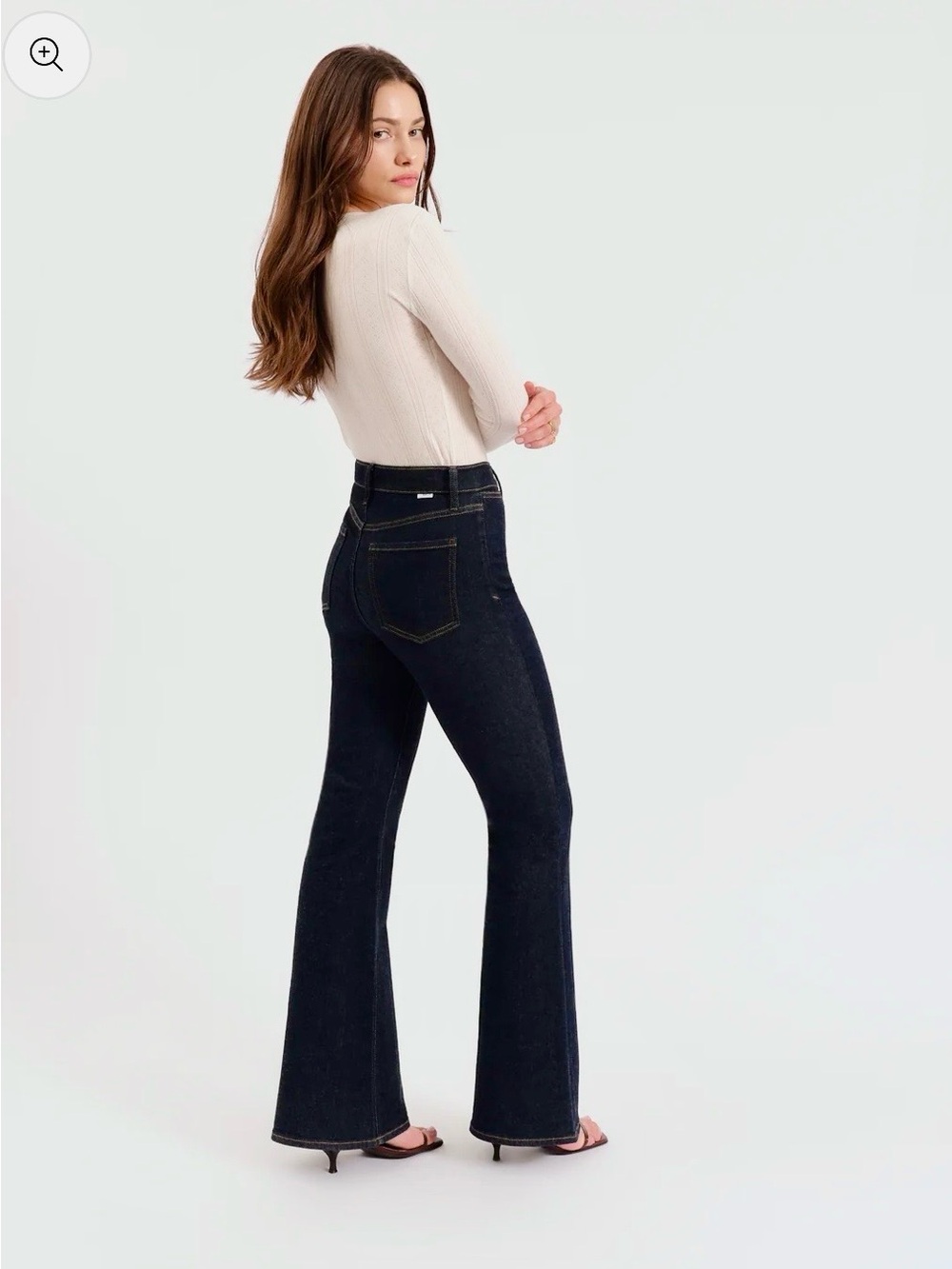 Sunset Flare High-Rise Leg Jeans in Dark Rinse Color